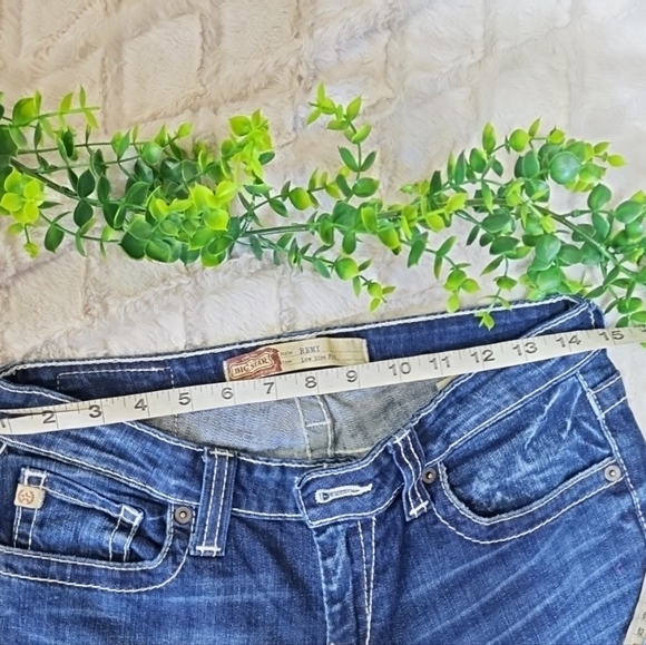Big Star boot cut fridge bottom jeans. Size 27 - Picture 7 of 11